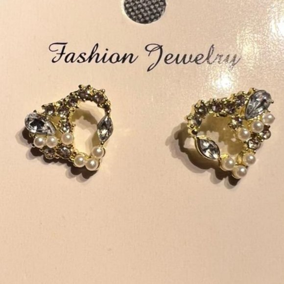 HoneyBunny Jewelry - Korean Style Earrings "hearts"